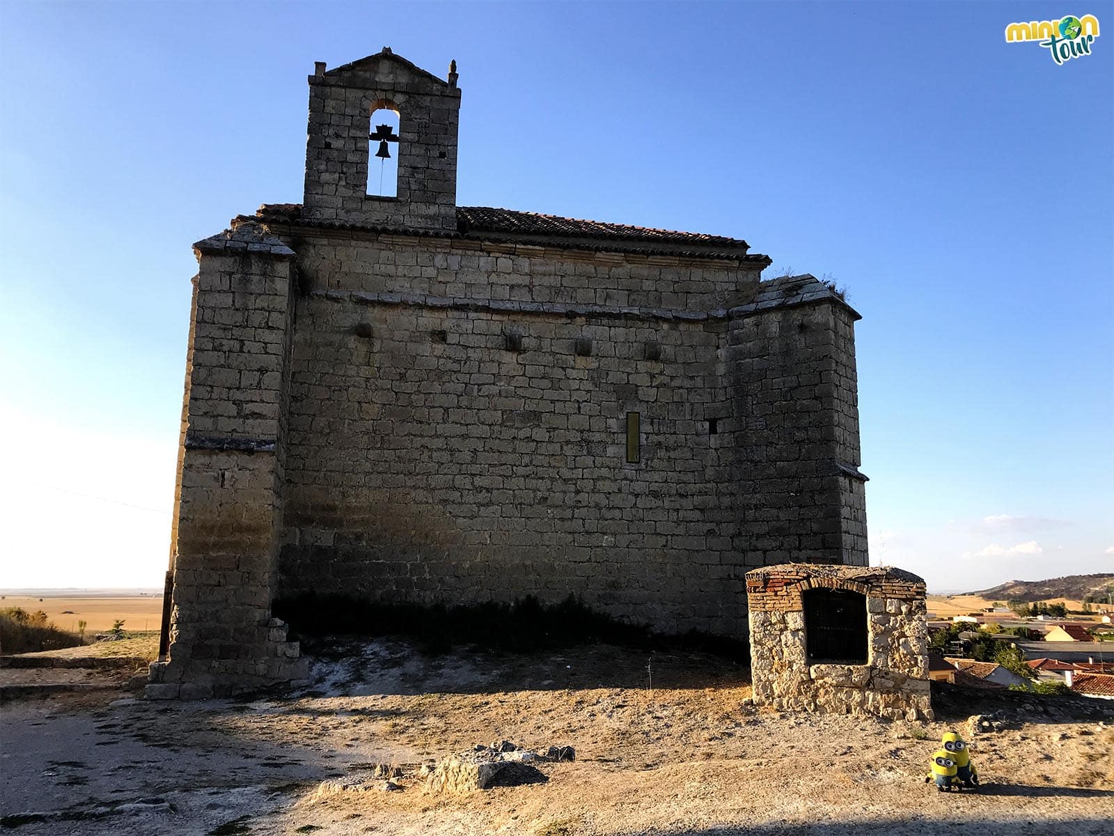 Otra vista de la ermita