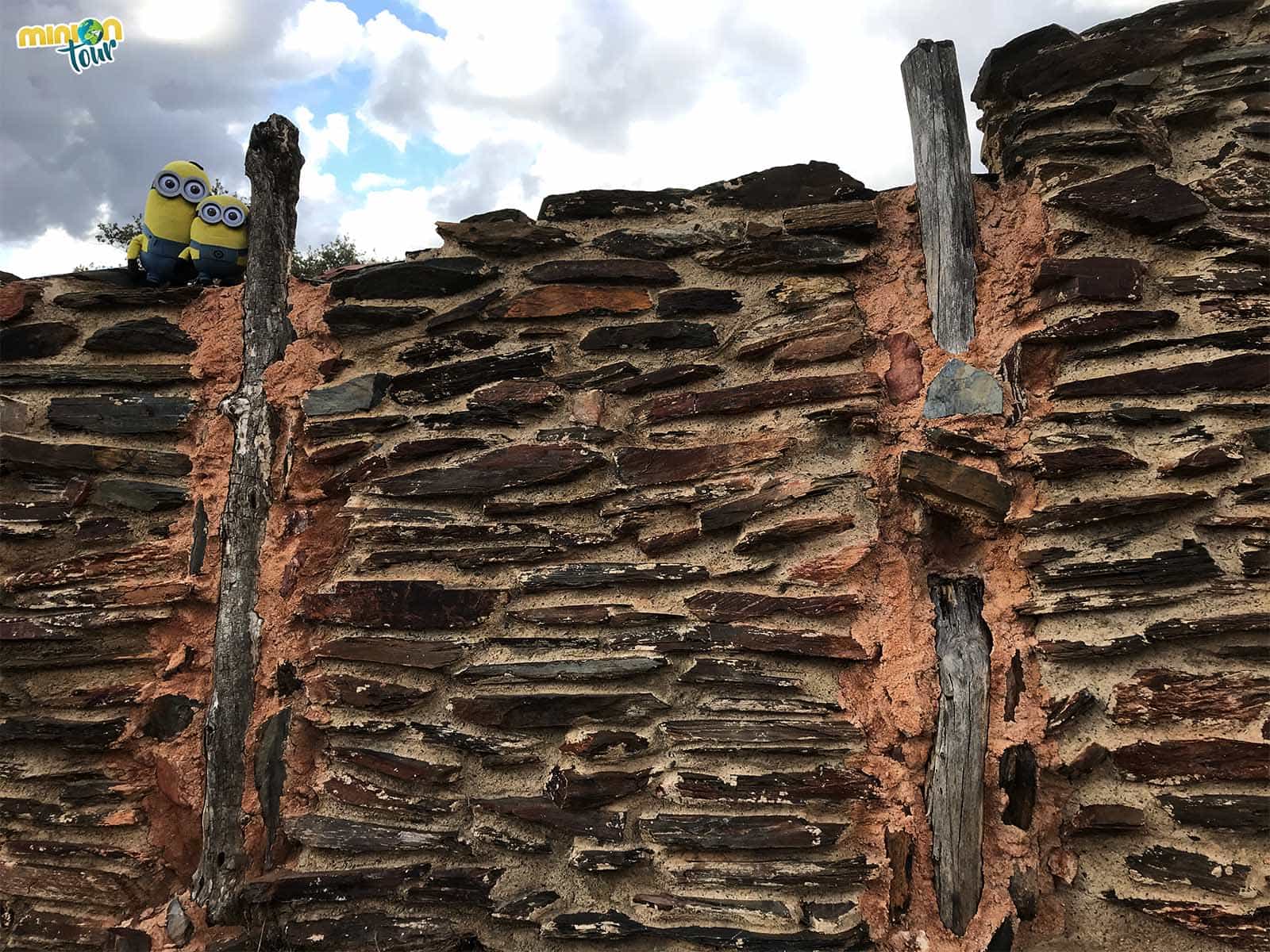 Paredes del Yacimiento Arqueológico de Peñalosa