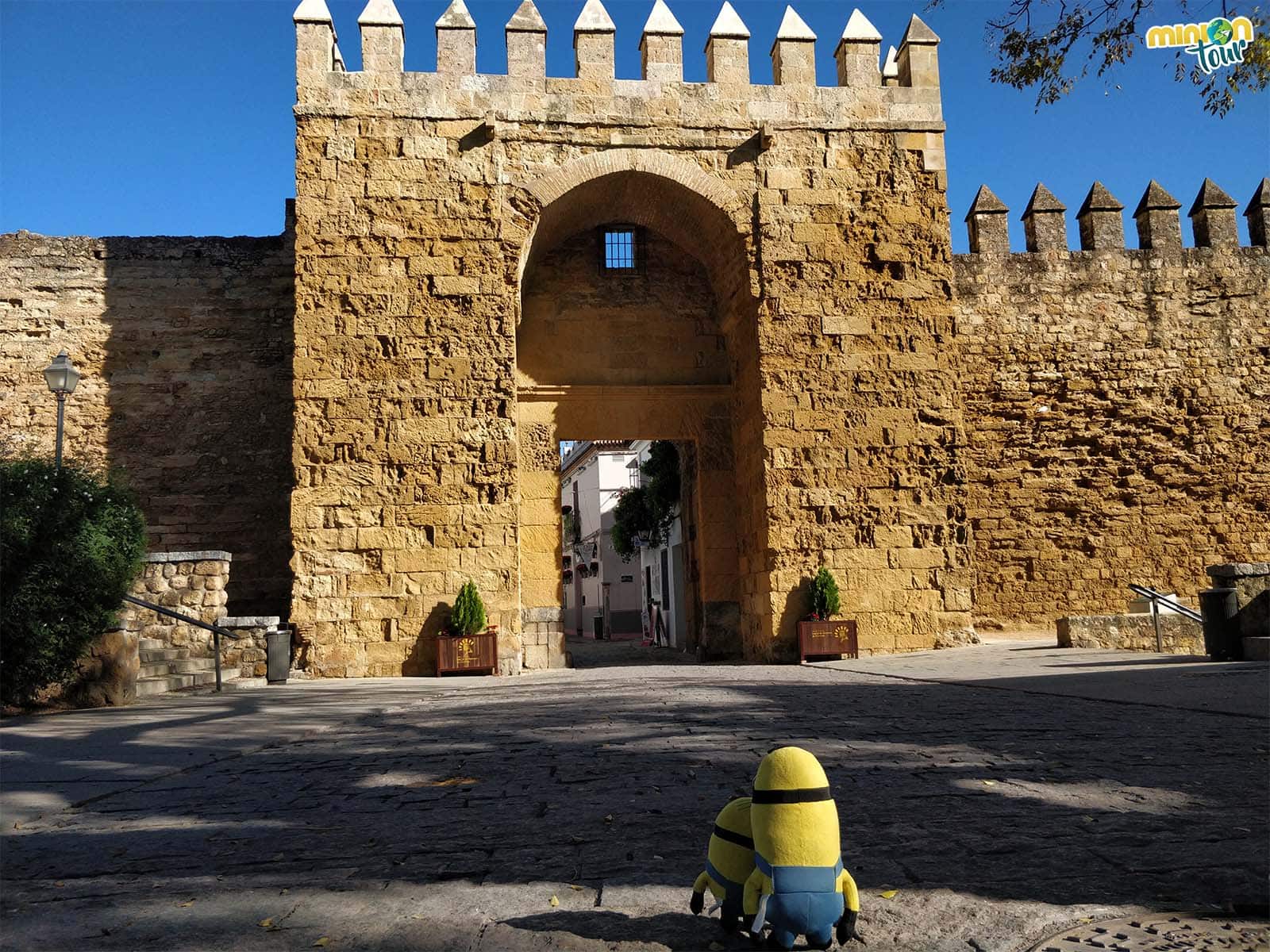 Tienes que ver la Puerta de Almodóvar en Córdoba