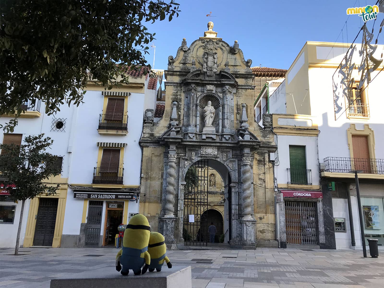 2 Minions en la Iglesia de San Pablo