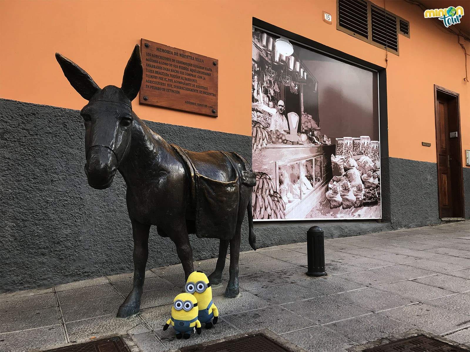 Una de las múltiples esculturas de las calles de Agüimes