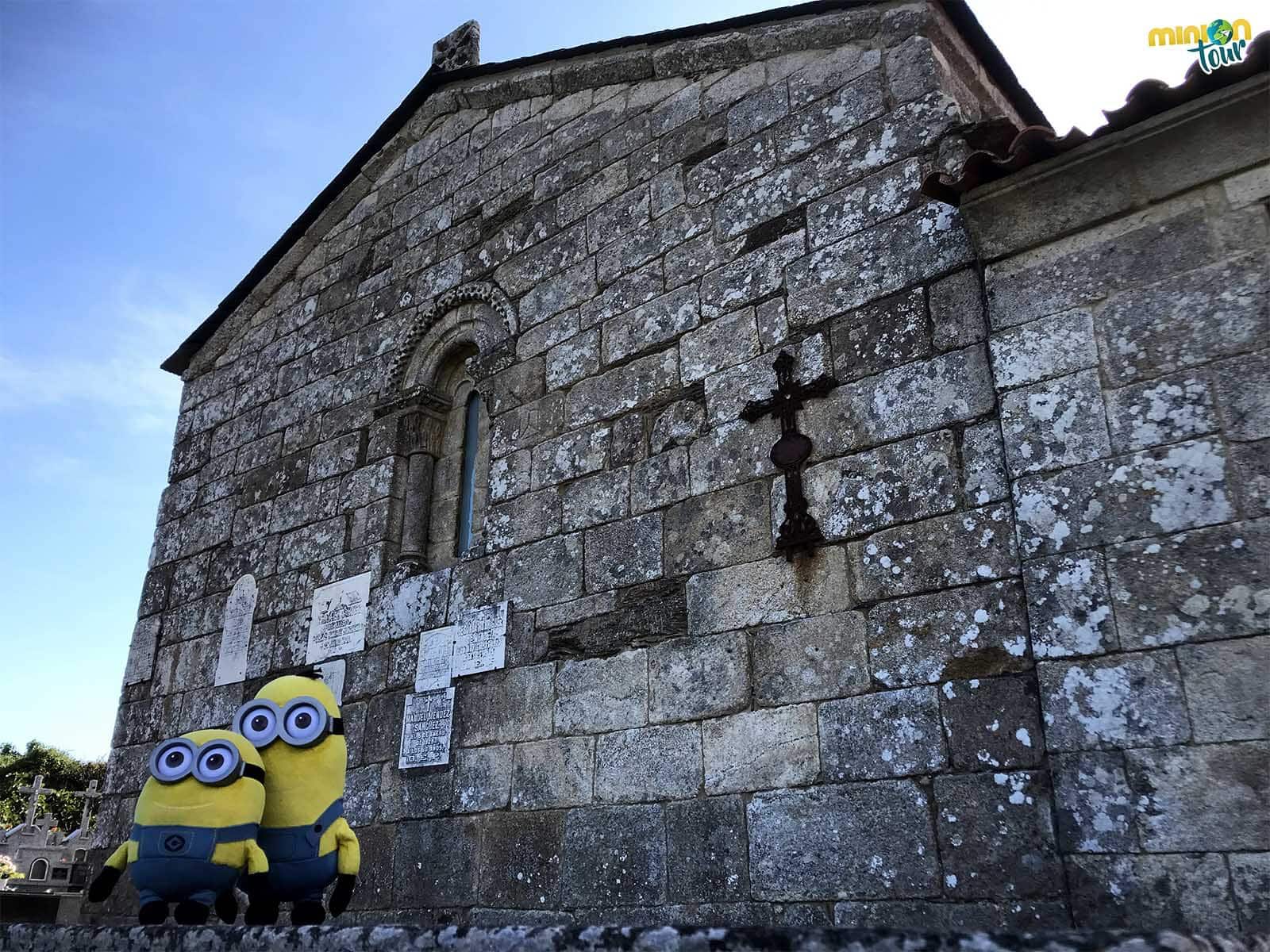 El ábside de la Iglesia de Santa María de Nogueira es plano