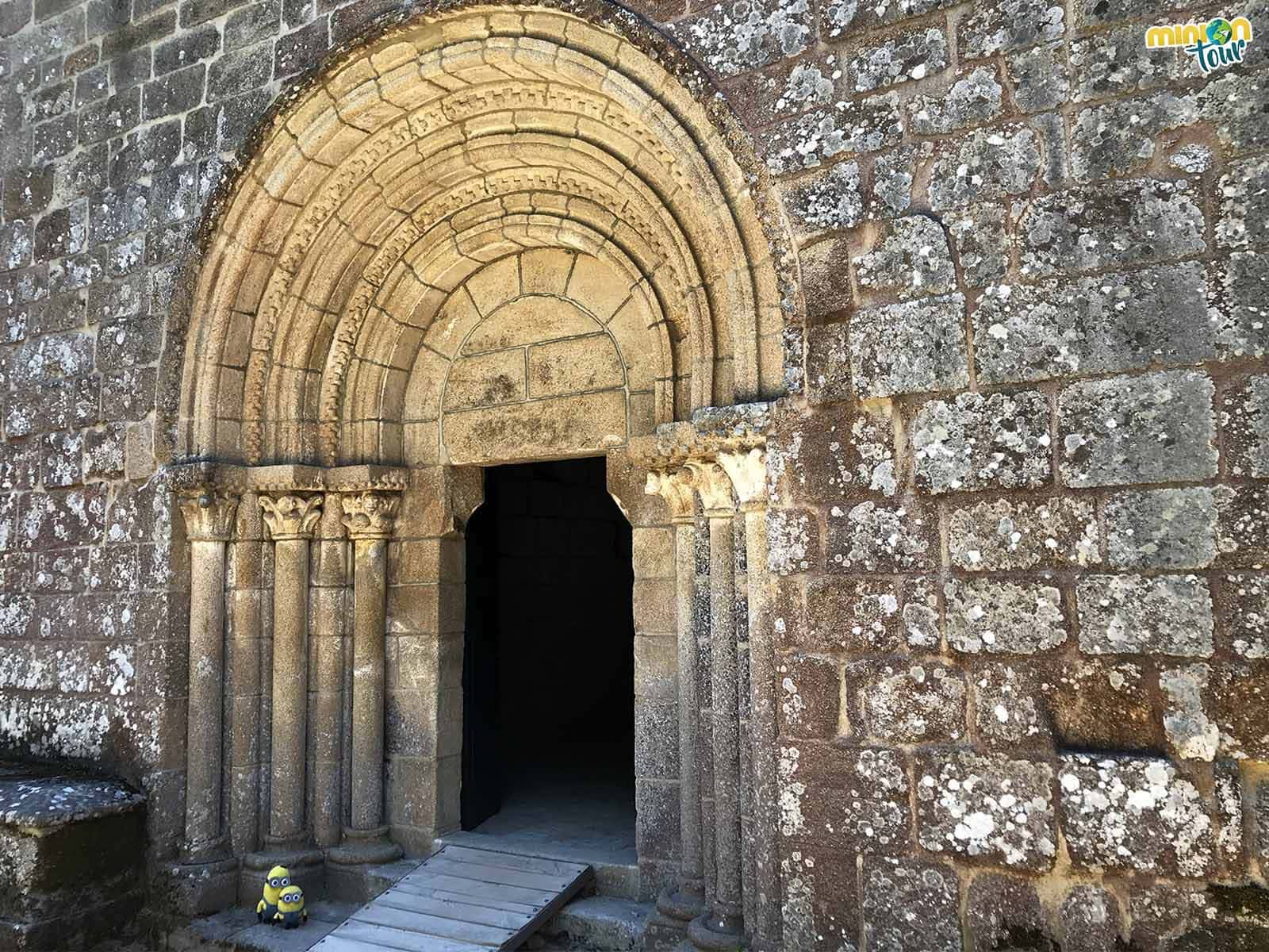 Interpretando la portada románica de la Iglesia del Monasterio de Santa Cristina de Ribas de Sil