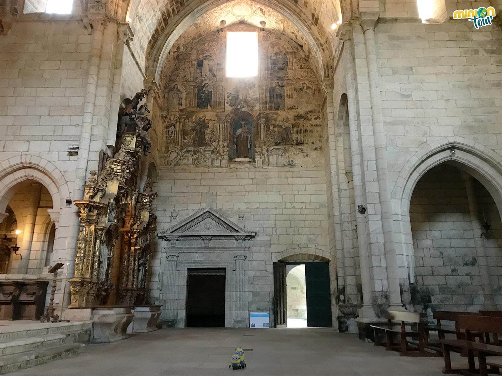 Alucinando con las pinturas de la Iglesia del Monasterio de Oseira