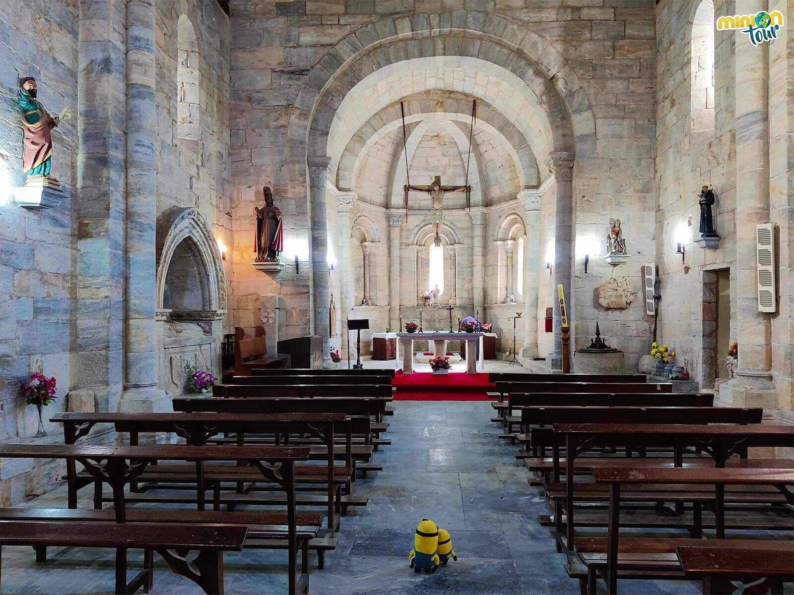 Interior de la Iglesia de San Pedro Fiz de Hospital do Incio