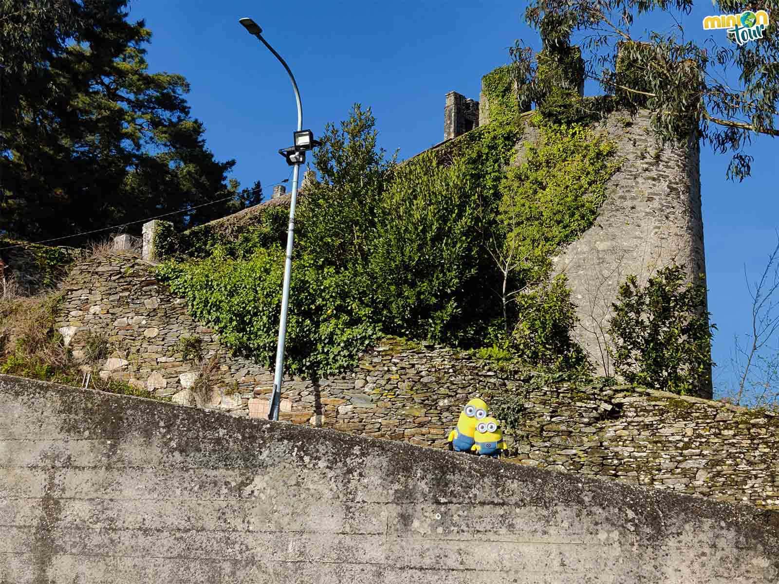 Nos hemos tenido que subir al muro para poder enseñarte la torre