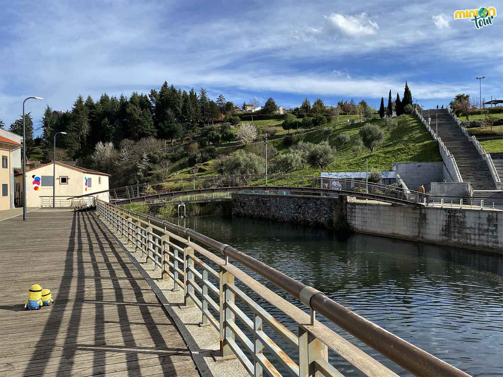 Un paseo por la ruta del río Fervenza es un plan chulo que hacer en Bragança en un fin de semana