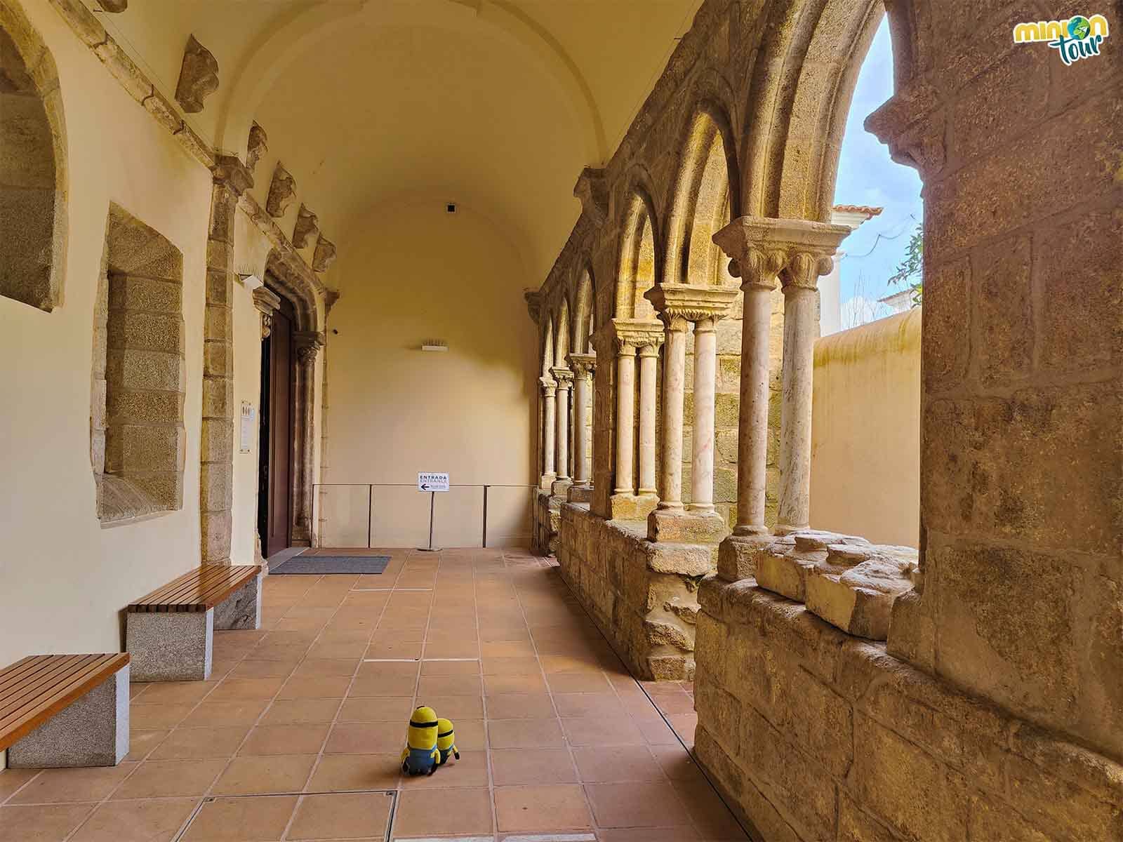 El Claustro del Convento de San Francisco es muy chuli