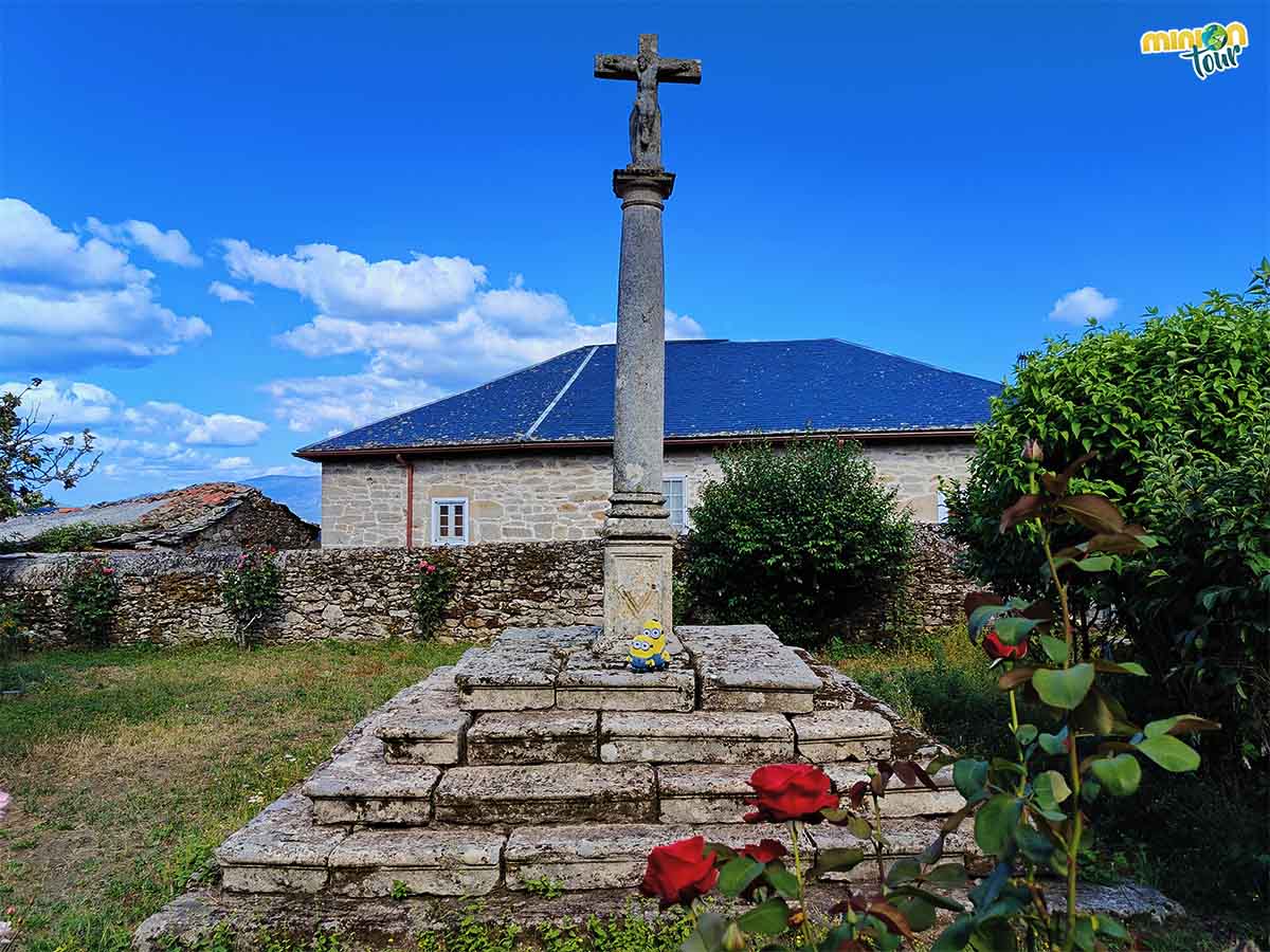 En el Monasterio de Sobrado de Trives hay un crucero