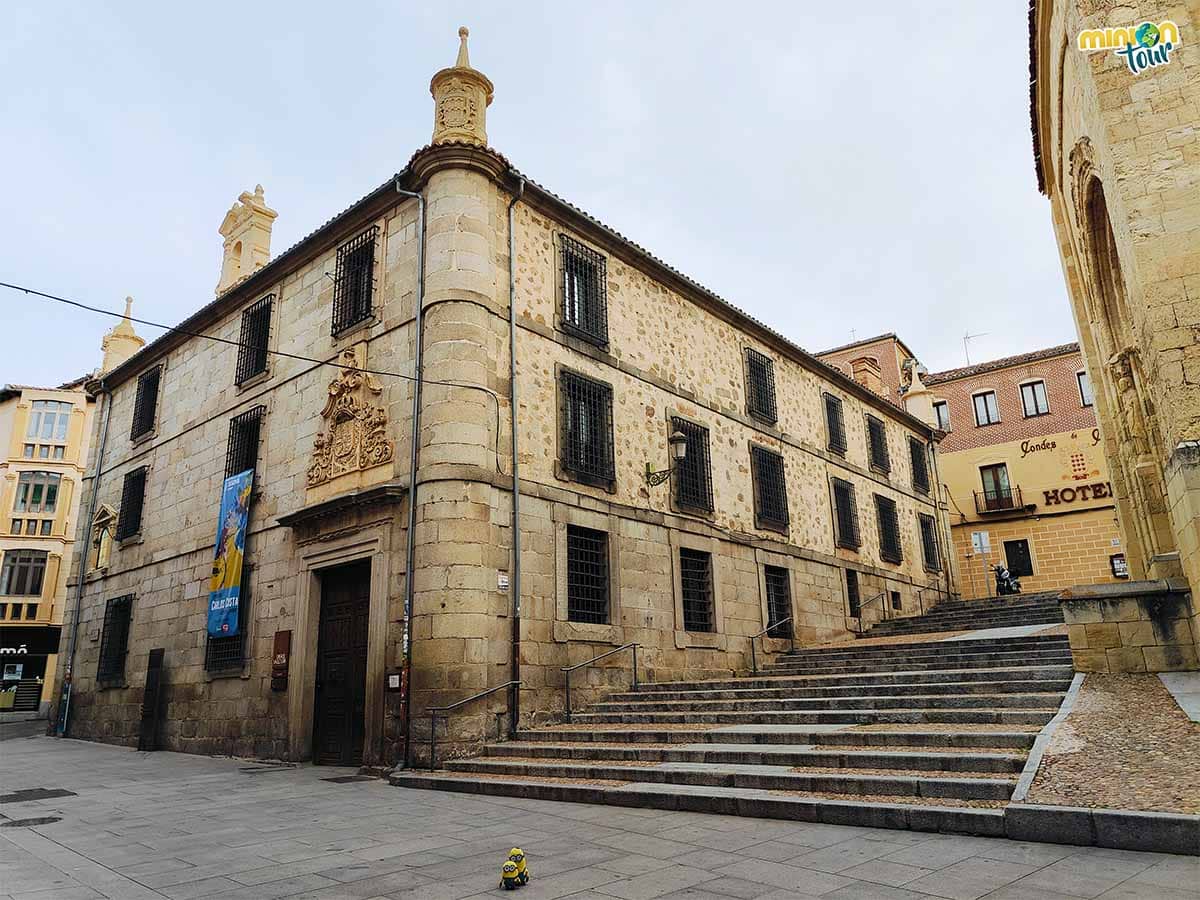 La Cárcel Real ahora es una biblioteca