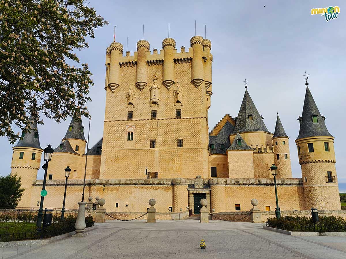 El Alcázar de Segovia parece sacado de un cuento de hadas