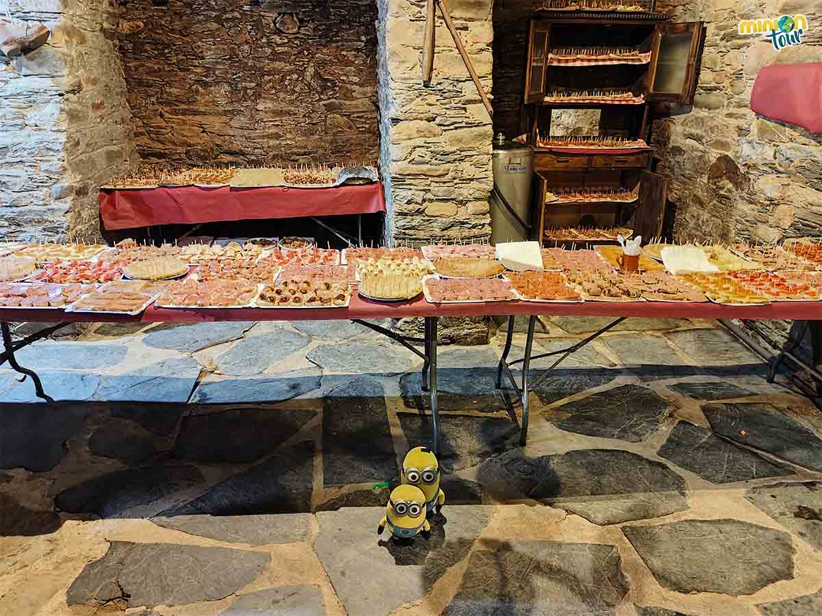 En la Festa Coveira de Arcos no falta comida ni vino