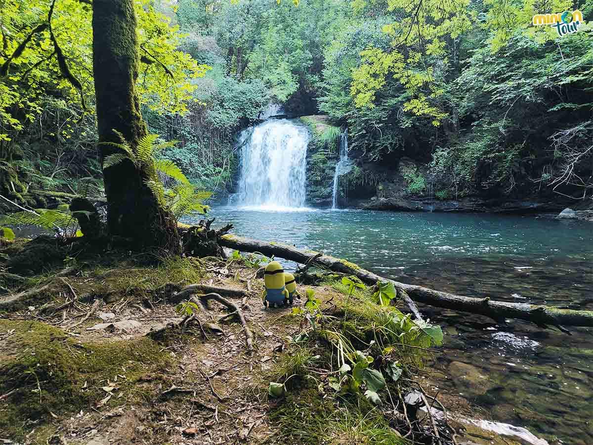 Esta es otra de las cascadas de Baleira de la ruta