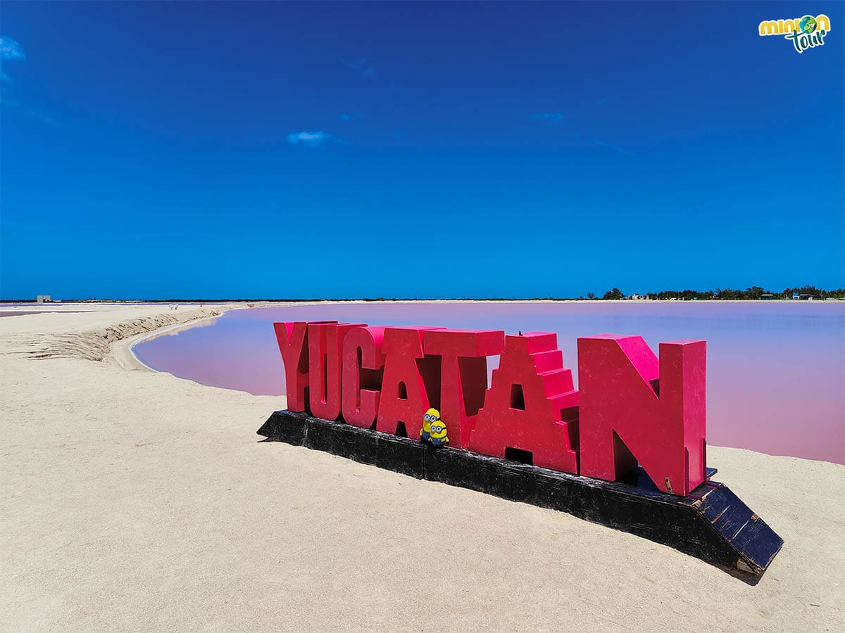 Minions en las letras de Yucatán de Las Coloradas