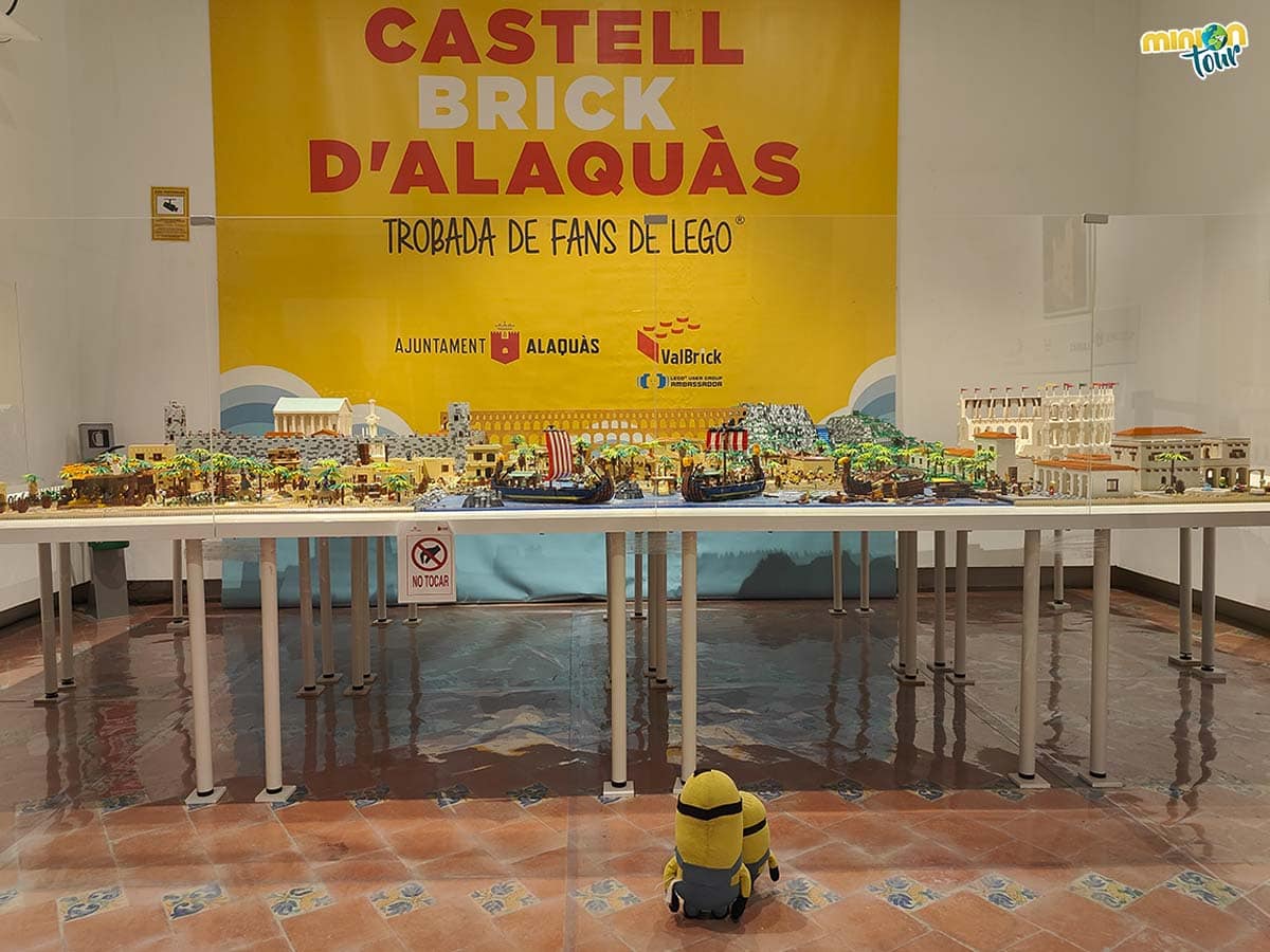 Minions en la exposición ValBrick en el Castillo de Alaquàs