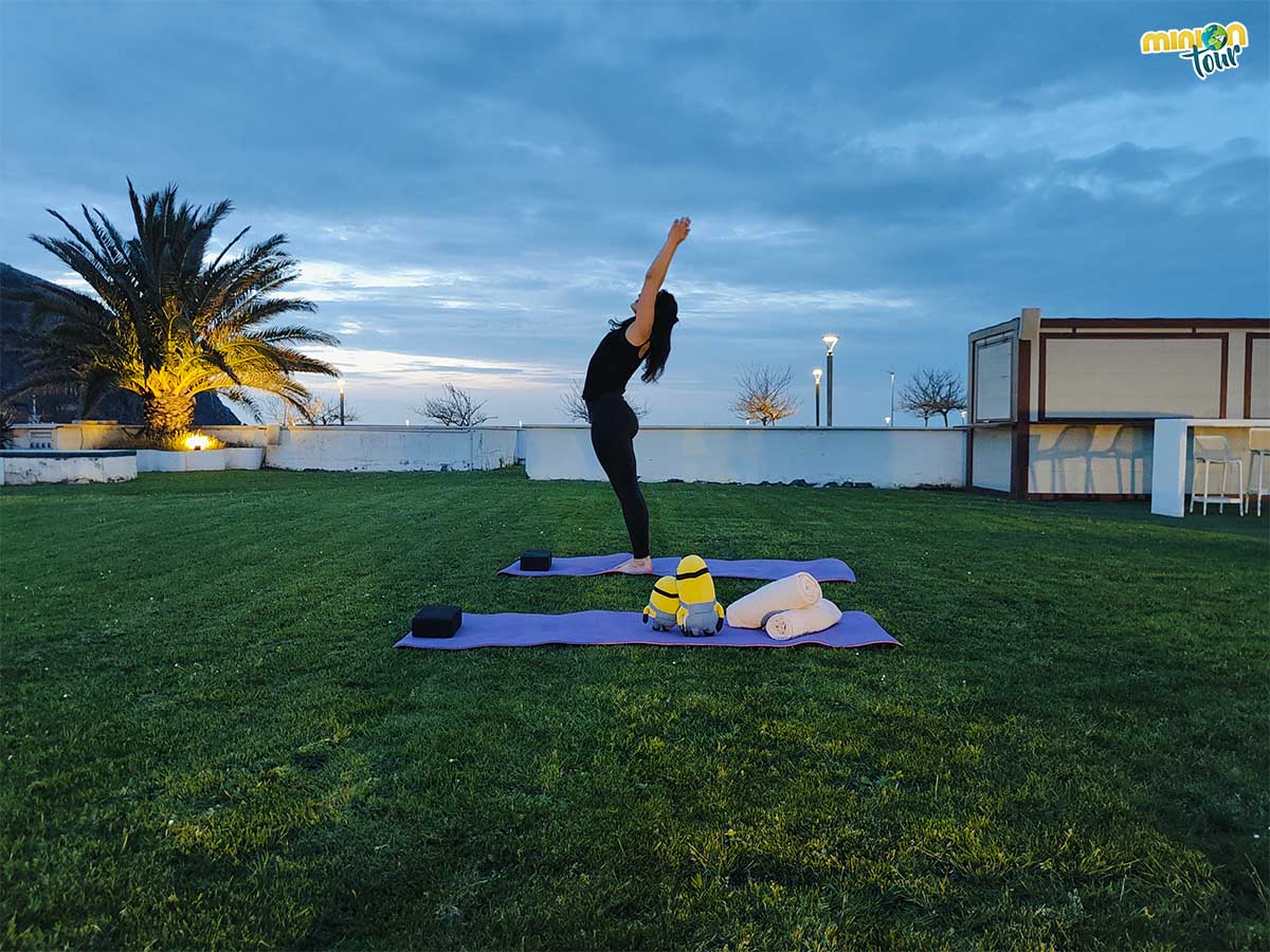 El programa Detox Digital del Hotel & Thalasso Villa Antilla incluye yoga